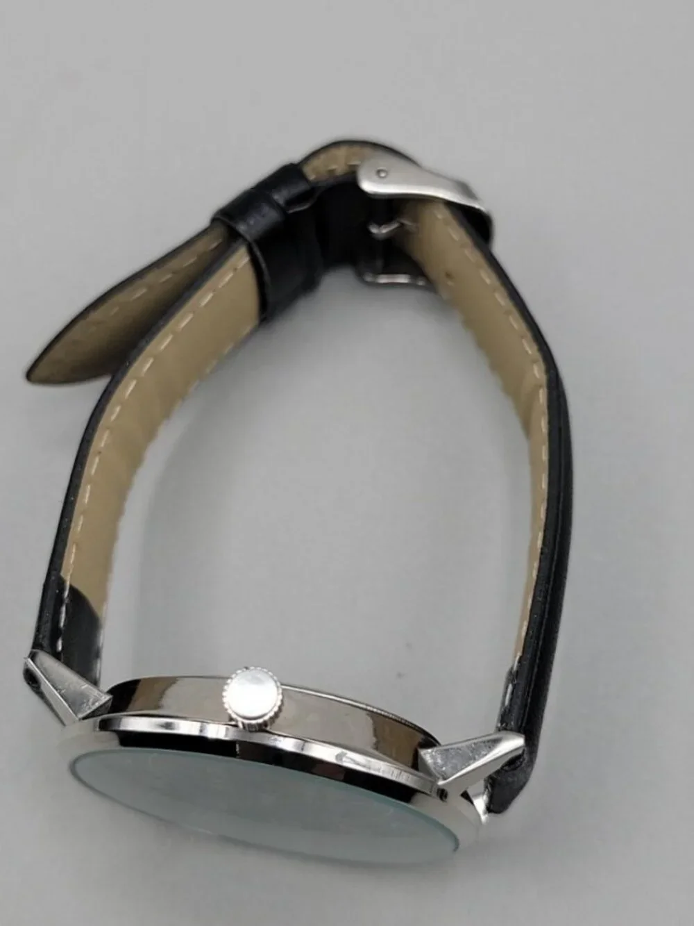 Eiger Mens Watch Sports Edition Quartz  Large 41mm Dial 8.5